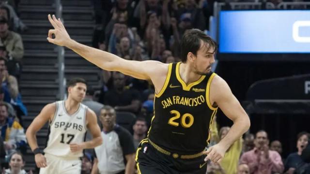 天天盈球即时比分直播-底薪球员成勇士最大惊喜 科尔直言萨里奇值得高薪